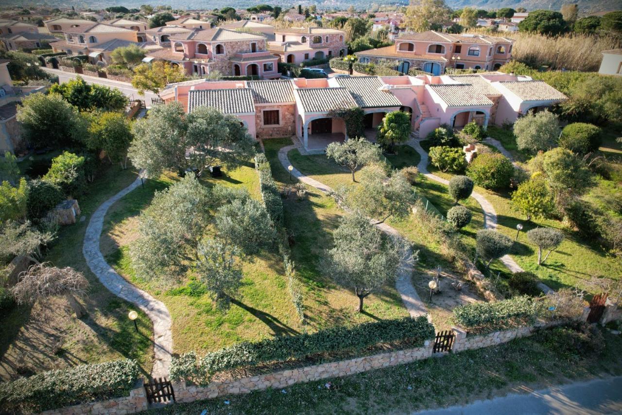 Ville Del Mar San Teodoro  Exterior photo