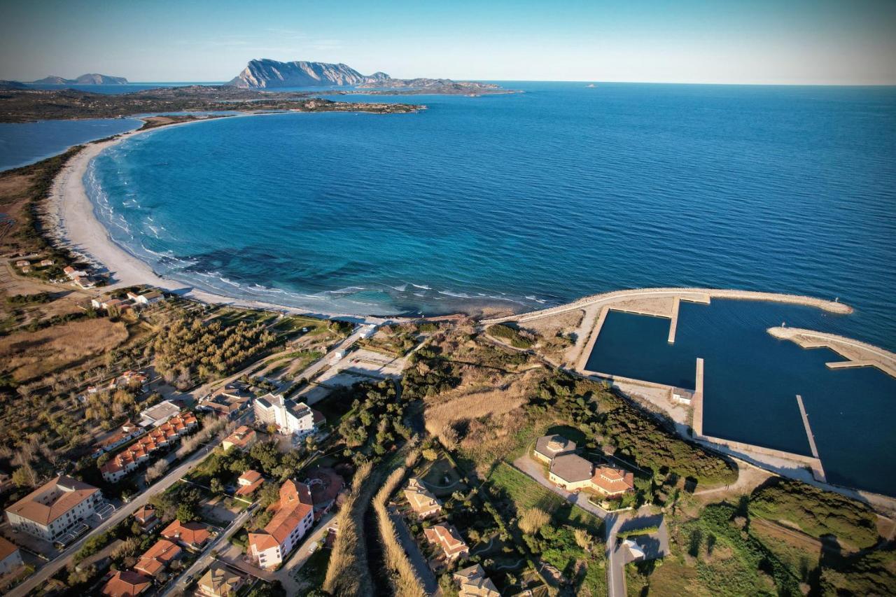 Ville Del Mar San Teodoro  Exterior photo