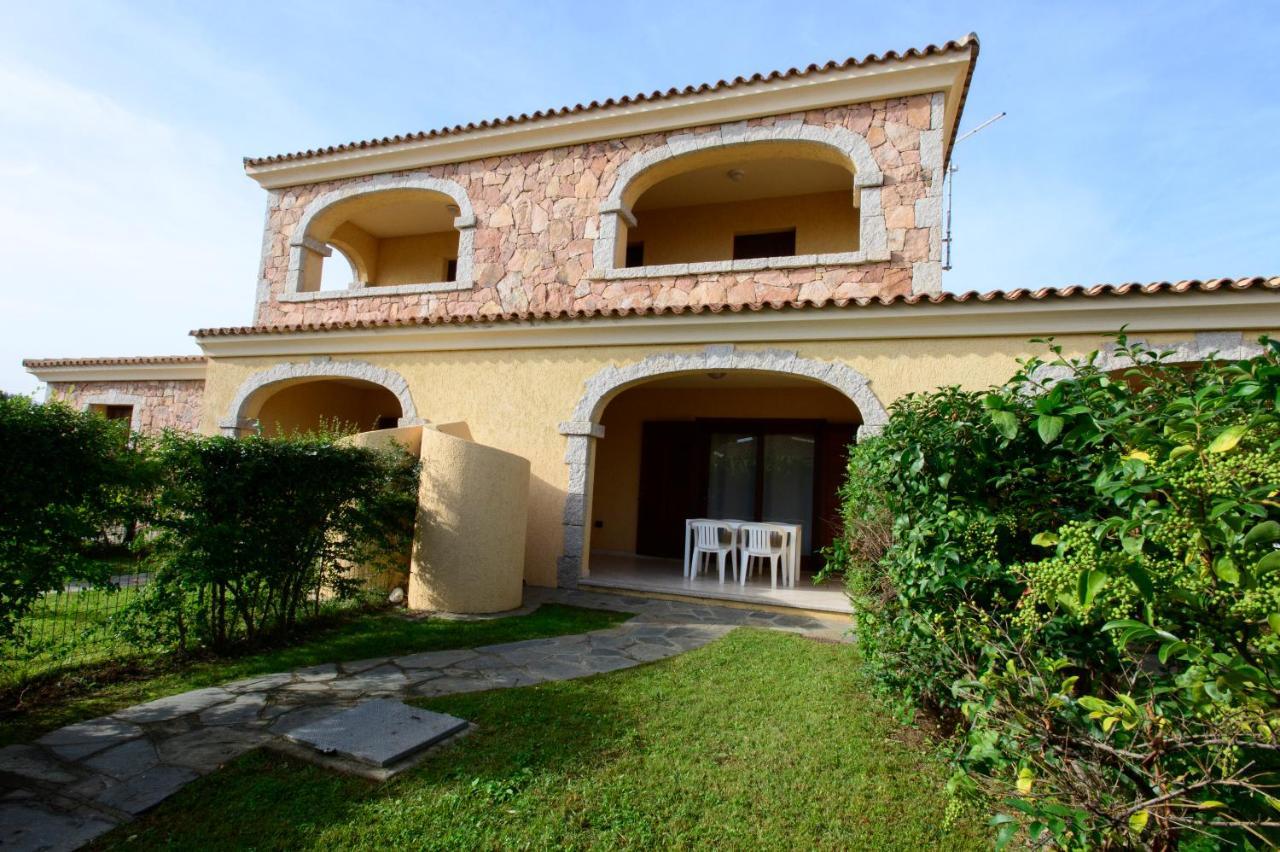 Ville Del Mar San Teodoro  Exterior photo