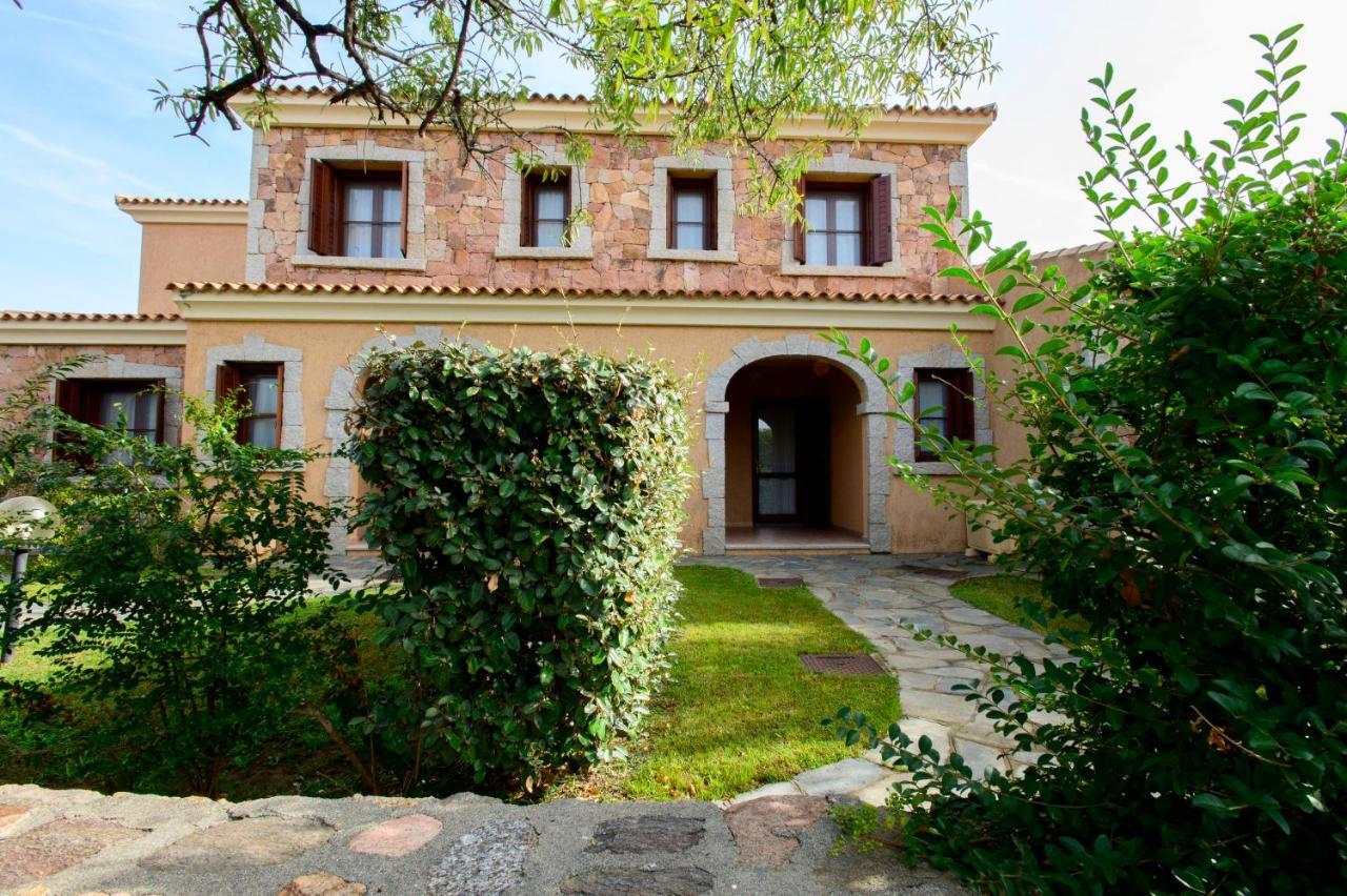 Ville Del Mar San Teodoro  Exterior photo