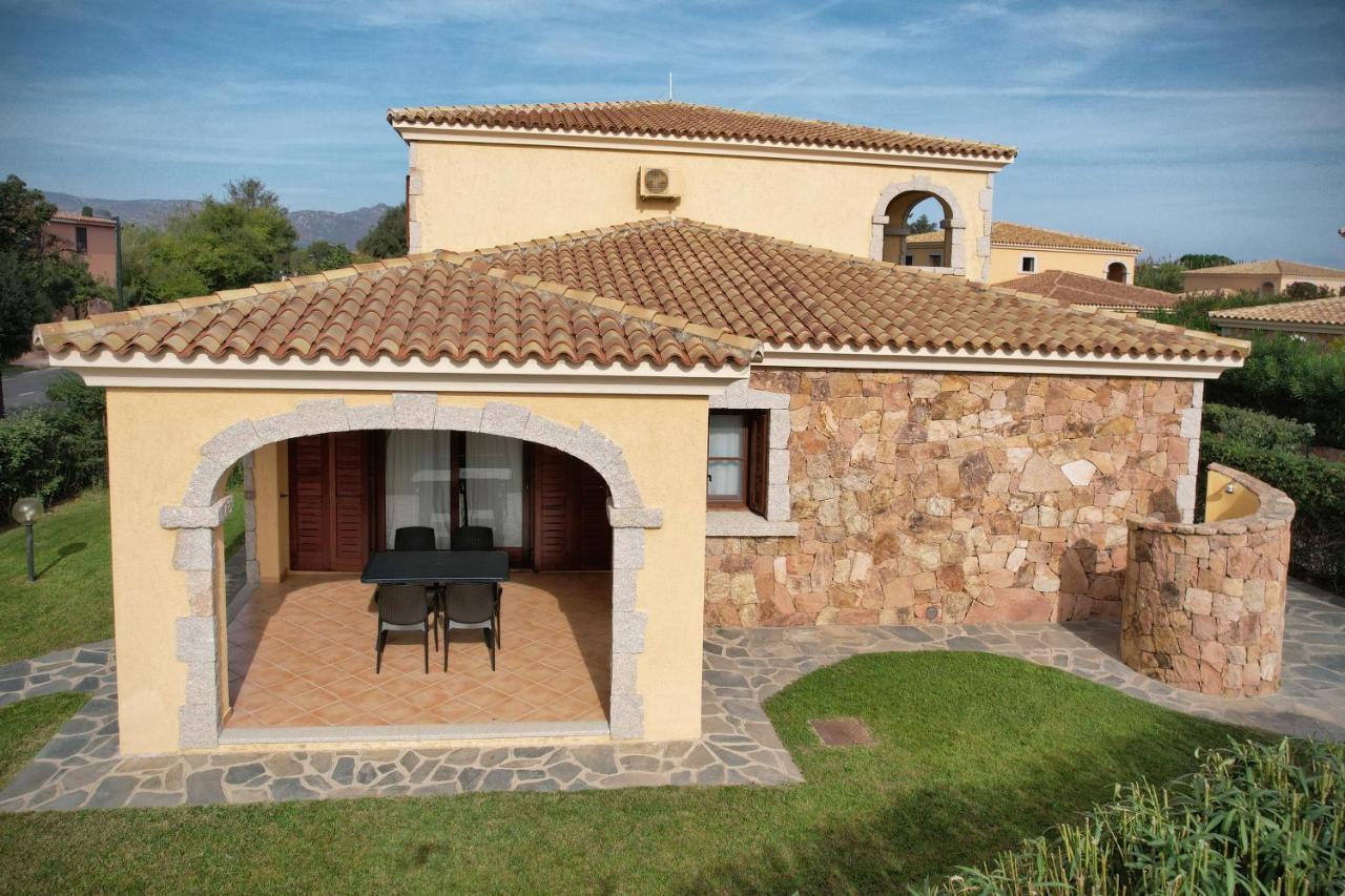 Ville Del Mar San Teodoro  Exterior photo
