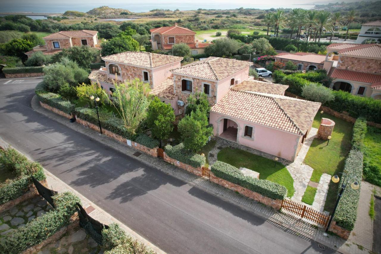 Ville Del Mar San Teodoro  Exterior photo
